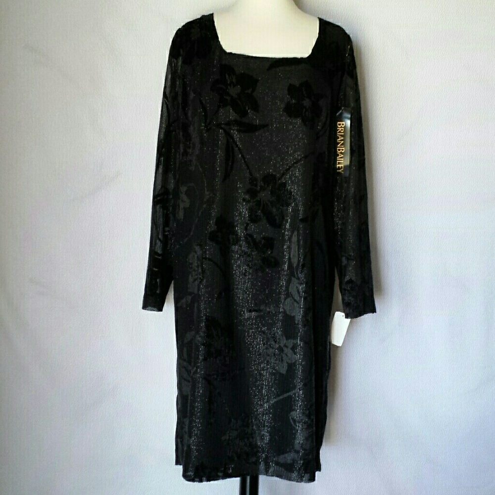 ⬇️$300 Elegant Brian Bailey Collection Black Dress